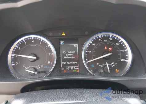 2019 Toyota Highlander Se from USA, damaged, VIN 5TDJZRFH5KS626042